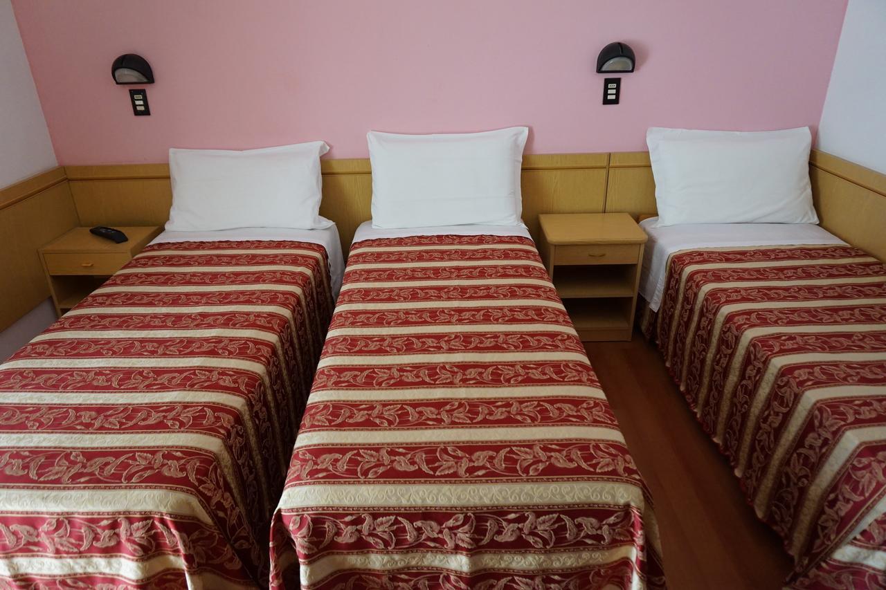 Hotel Angelus Rimini Luaran gambar