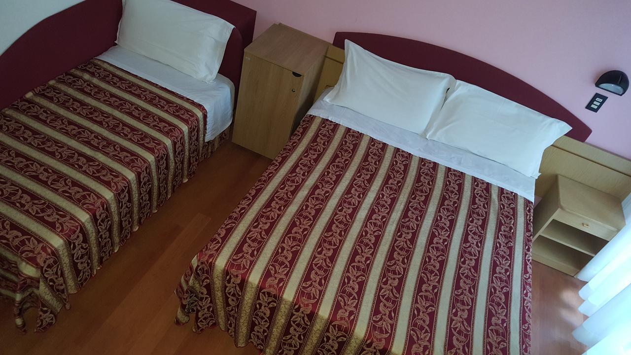 Hotel Angelus Rimini Luaran gambar