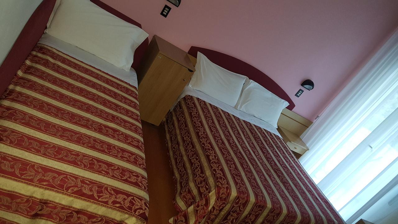 Hotel Angelus Rimini Luaran gambar