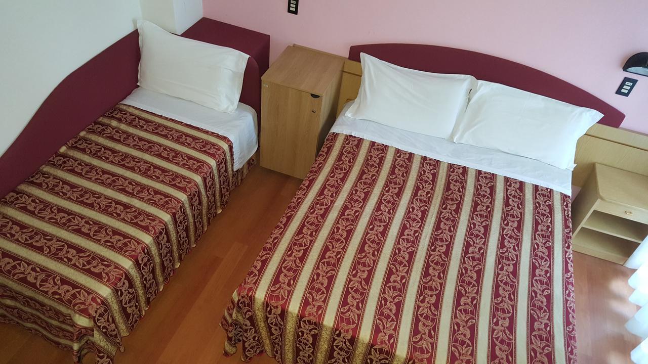 Hotel Angelus Rimini Luaran gambar